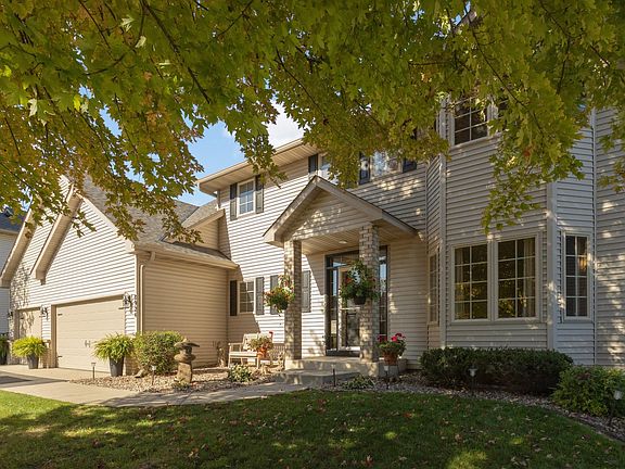 2nd image of 8924 Heatherton Ridge Dr
