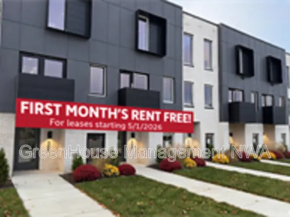 838 SE 8th St, Bentonville, AR 72712