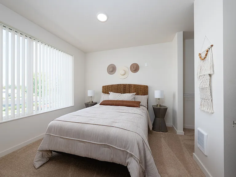 Magnesium Village Apartments — Photo 36