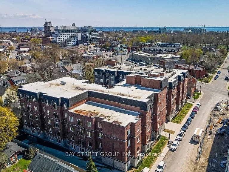 501 Frontenac St #213 — Photo 16