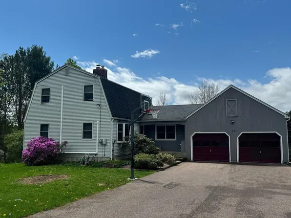 33 Snowflake Drive, Jericho, VT 05465