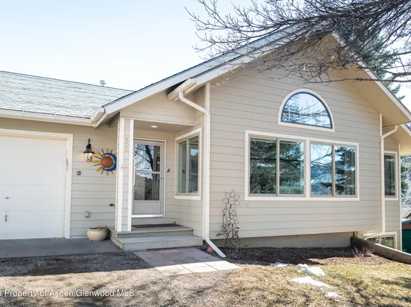 592 Canyon Creek Dr, Glenwood Springs, CO 81601