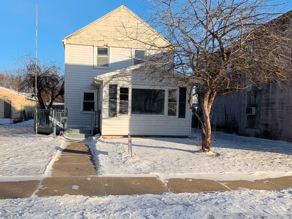 1009 4th Ave NE, Austin, MN 55912