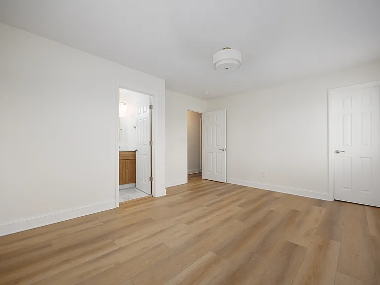 1574 Dyer Rd — Photo 20