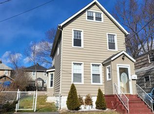 420 E 4th Ave, Roselle, NJ 07203