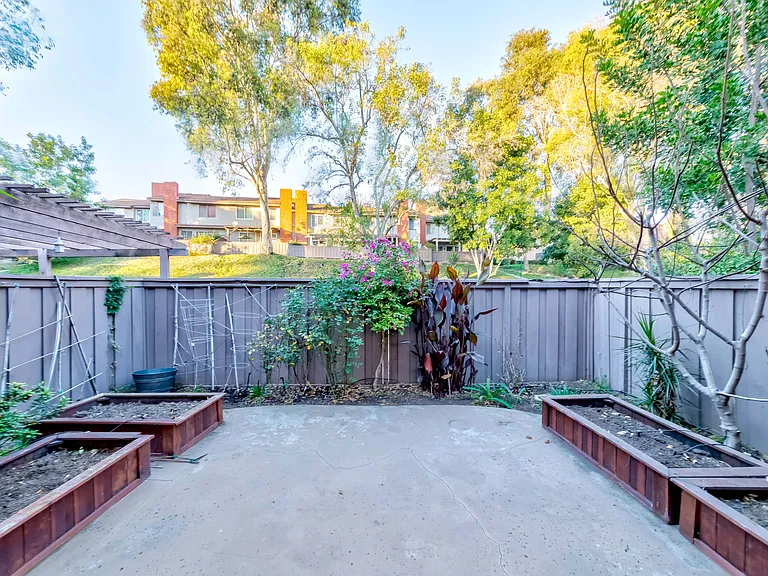2535 Cypress Point Dr — Photo 22