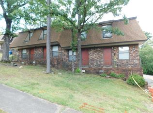 9 Meredith Ct, Little Rock, AR 72227