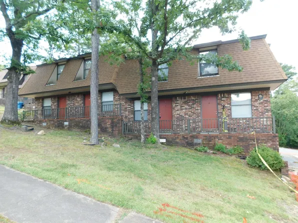 9 Meredith Ct, Little Rock, AR 72227