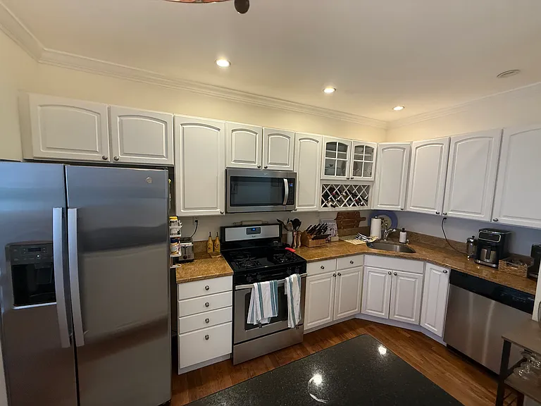 78 Jefferson St #3 — Photo 2