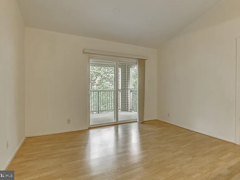 3305 Wyndham Cir #353 — Photo 8