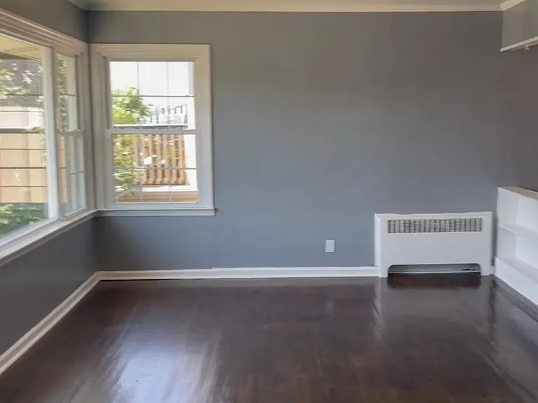 731 E Walnut St #2 — Photo 5