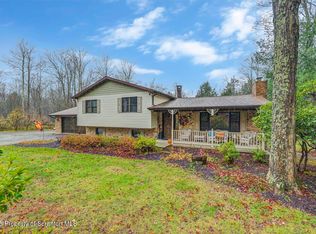 99 Main St, Gouldsboro, PA 18424