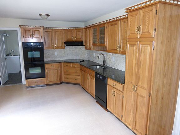 Plenty of Cabinetry