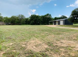 128 Lake View Cir, La Vernia, TX 78121