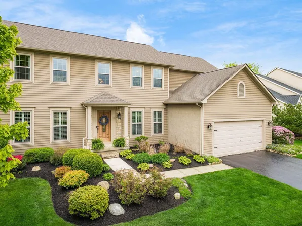 7726 Quetzal Dr, Dublin, OH 43017