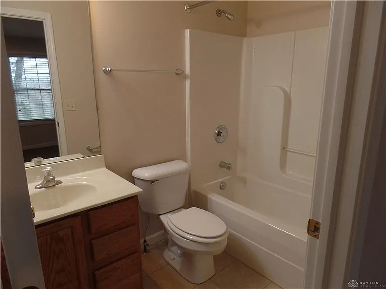 120 S Cherry St — Photo 13