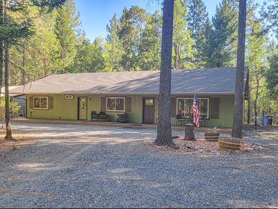 565 Squaw Mountain Rd, Selma, OR, 97538