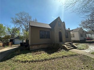 2120 New Hampshire St, Lawrence, KS 66046