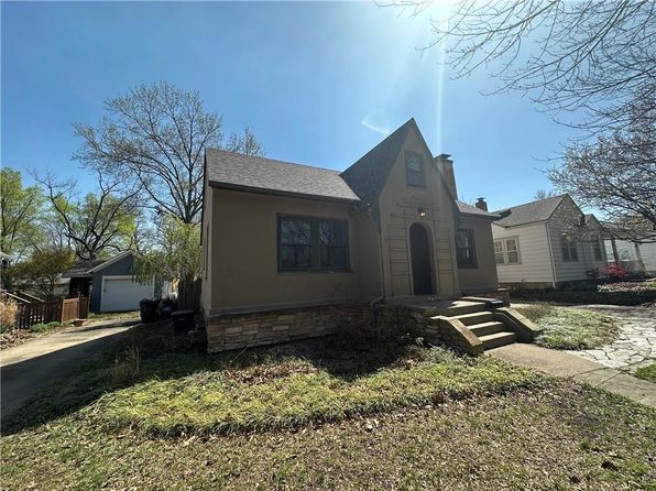 2120 New Hampshire St, Lawrence, KS 66046