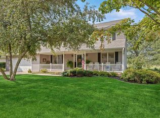 53 White Pine Rd, Geneseo, IL 61254