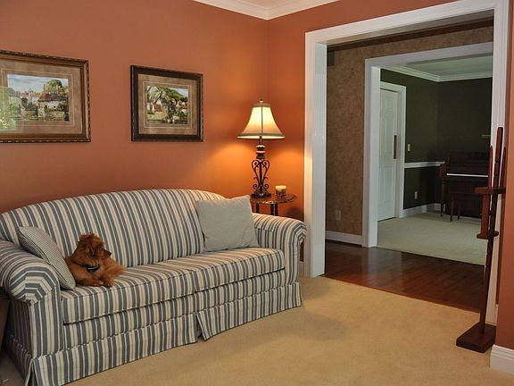 3rd image of 1393 Copperfield Ct