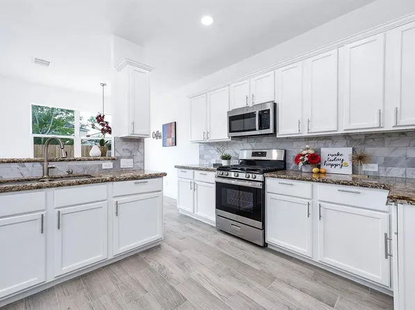 8302 Quest Court, Rosharon, TX 77583