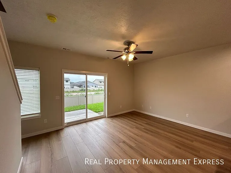 9652 W Tunis Dr — Photo 5