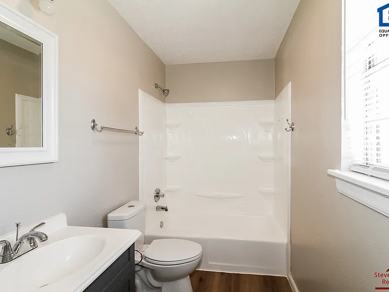 Highpoint Estate Apartments — Photo 19