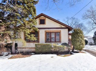 361 Vine Ave, Glen Ellyn, IL 60137