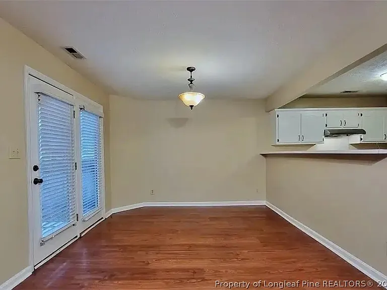 5532 Robmont Dr — Photo 19