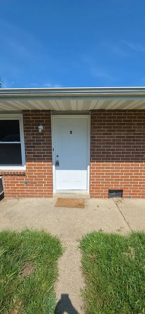 Newly Remodeled 1-Bedroom Apartment in Knox, Indiana — Photo 2