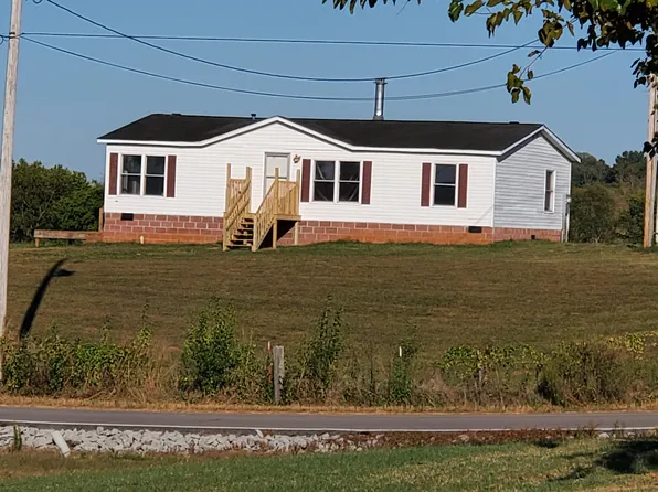 4823 Drake Rd, Cedar Hill, TN 37032