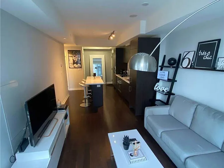 21 Widmer St #3607 — Photo 11