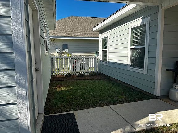 5th image of 313 Majestic Beauty Ave