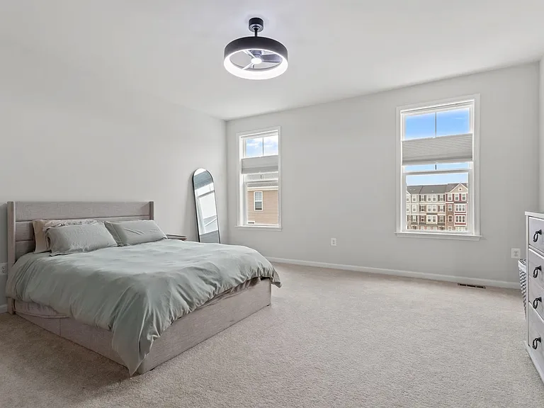 642 Brookwood Glen Ter #B — Photo 19