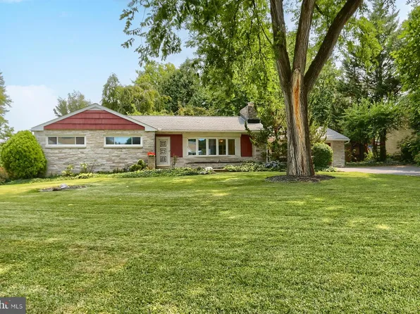 238 Haldeman Ave, New Cumberland, PA 17070