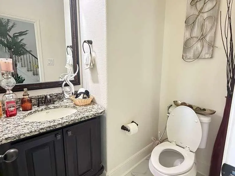 17519 Murrayfield Ct — Photo 11