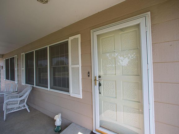 5th image of 187 Rose Ln
