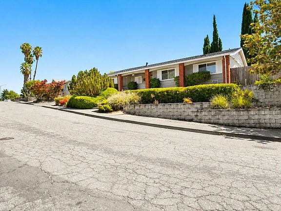 2nd image of 107 Palomar Lane