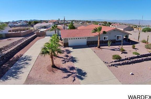 2nd image of 4210 San Saba Pl