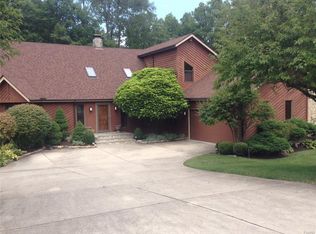5011 Lausanne Dr, Dayton, OH 45458