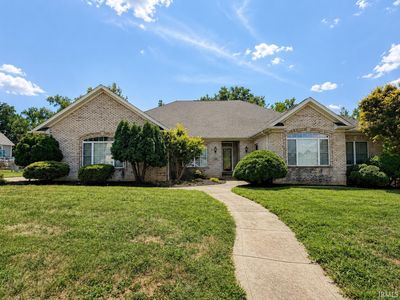 1504 Regents Park Rd, Evansville, IN, 47710