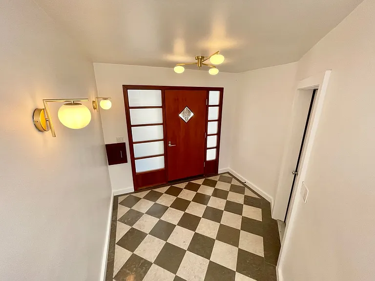 17 Kronquist Ct — Photo 3