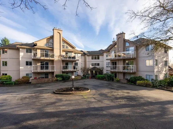 455 Bromley St #308, Coquitlam, BC V3K 6N7