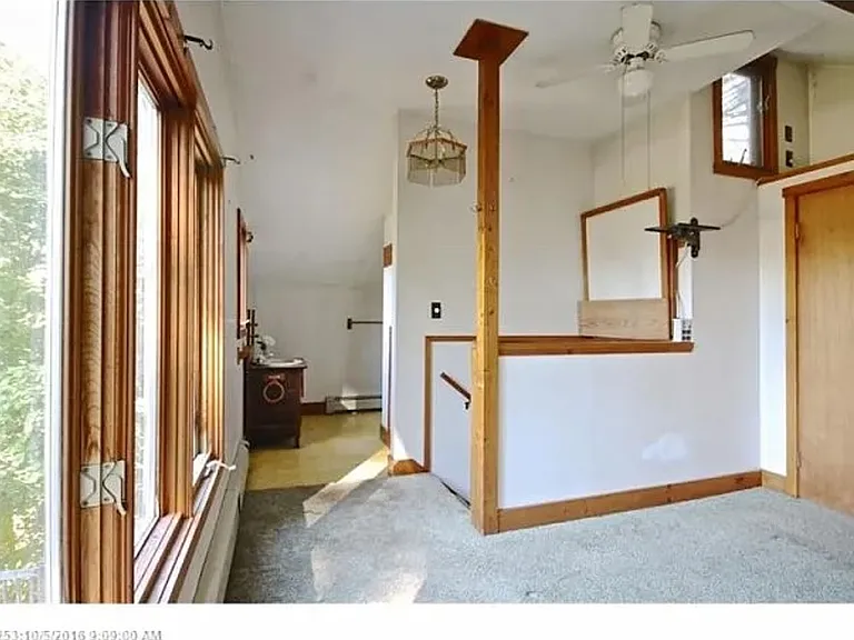 40 Claman Dr — Photo 14