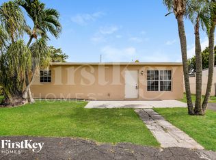5980 NW 24th Ct, Pompano Beach, FL 33063