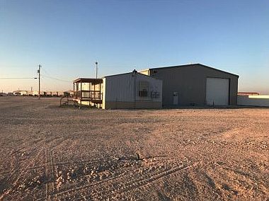 1st image of 903-H Airport Ave