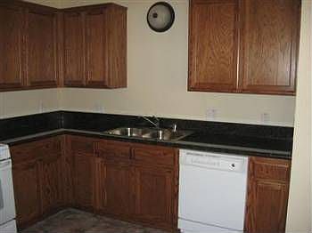 3rd image of 1225 Drew St