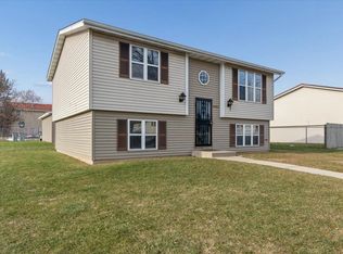 6401 North 106th STREET, Milwaukee, WI 53224