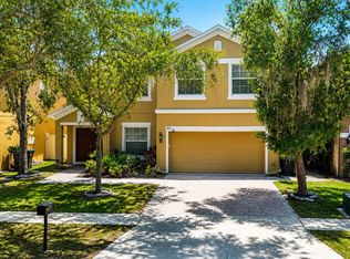 8848 Cameron Crest Dr, Tampa, FL 33626